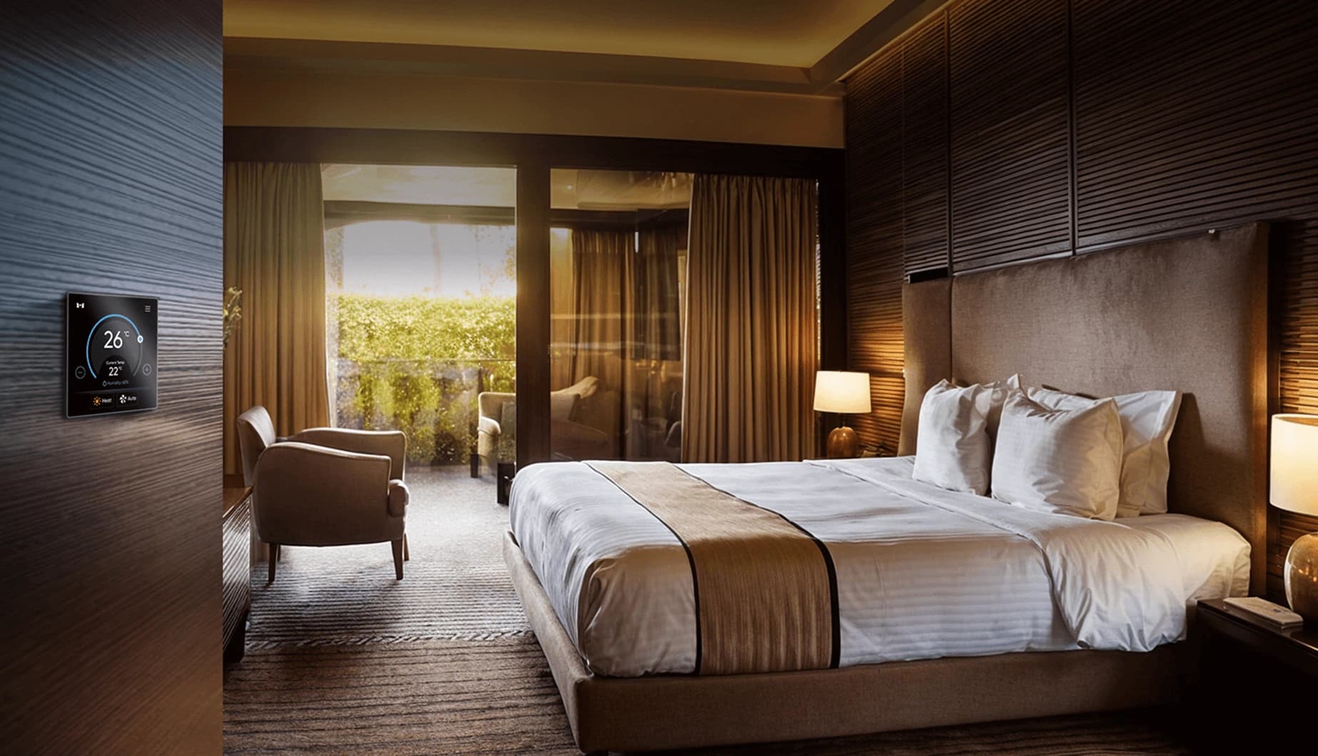 Smart Thermostat في غرفة نوم جميلة، عش براحة مع Smart Thermostat من MTronic